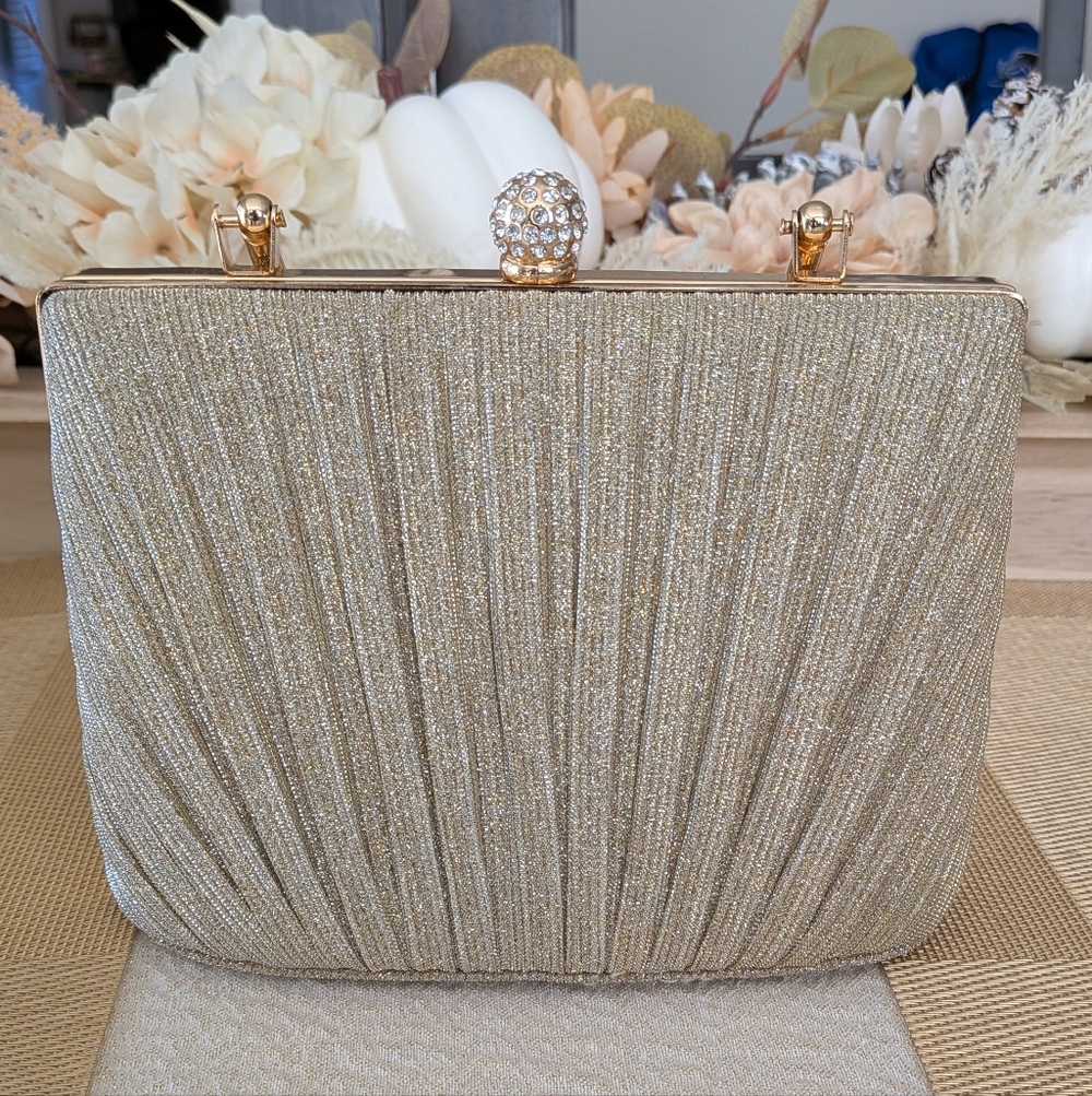 Elegant Gold Evening Clutch
